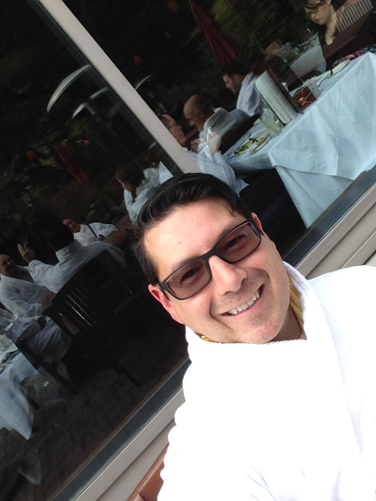 lcdniagara's tweet photo. This is going resort casual @FairmontWhistlr #whistlerLCD @WhistlerLCD @LCDDIRECTORON @lesclefsdorMtl @BCLesClefsdOr http://t.co/0p9Oh3pUFH