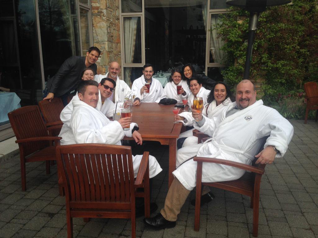 lcdniagara's tweet photo. This is going resort casual @FairmontWhistlr #whistlerLCD @WhistlerLCD @LCDDIRECTORON @lesclefsdorMtl @BCLesClefsdOr http://t.co/0p9Oh3pUFH