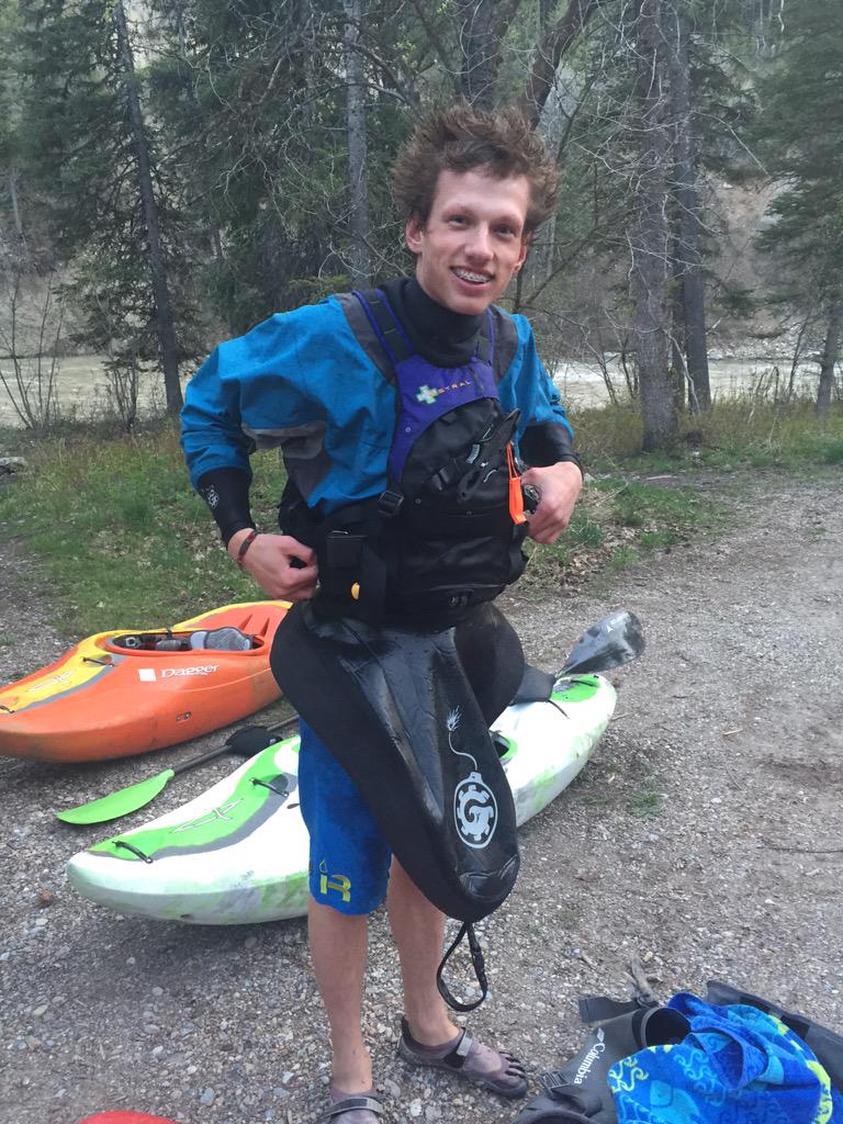 RossYoFace's tweet photo. River runnin today with the REACH crew on the Greys #REACH #Holywater #Church http://t.co/v9YIhvQHRg