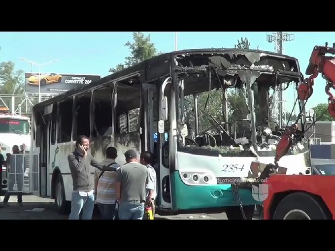 que mas? #narcobloqueos http://t.co/BkkAupKQTI<a href="/tag/narcobloqueos"class="tags">#narcobloqueos</a>