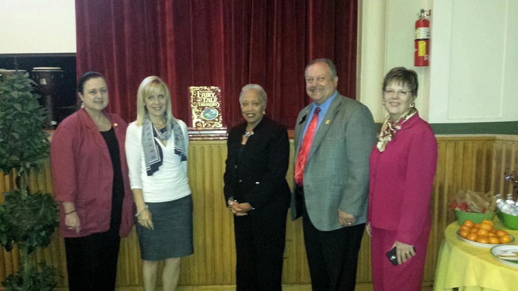 Sponsors &amp; Board Member Doretha  Edgecomb supporting the"Fractured Fairy Tales SMATH" event @ Edison Elem