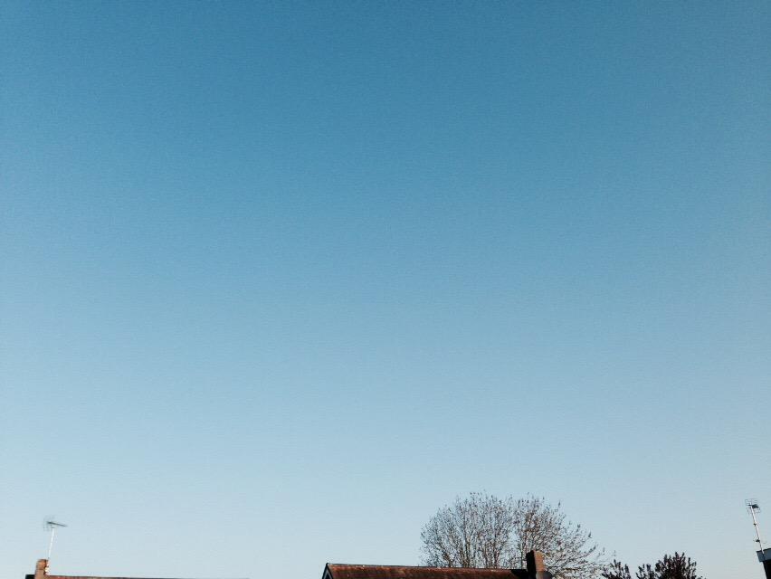 MyTenterden's tweet image. What a gorgeous morning in Tenterden, blue sky everywhere !