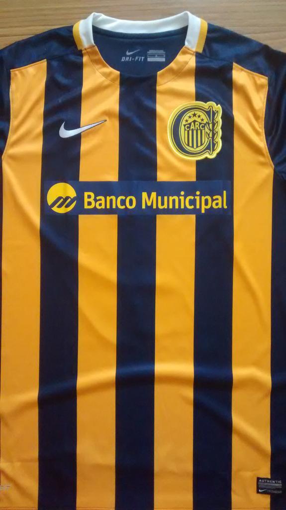 FutbolPermitido's tweet photo. RT Seguinos y Participa del sorteo de la camiseta de Donatti escribiendo a #FPfecha10 @AlinaMoine @diegobranca http://t.co/Am1ItXbT3r