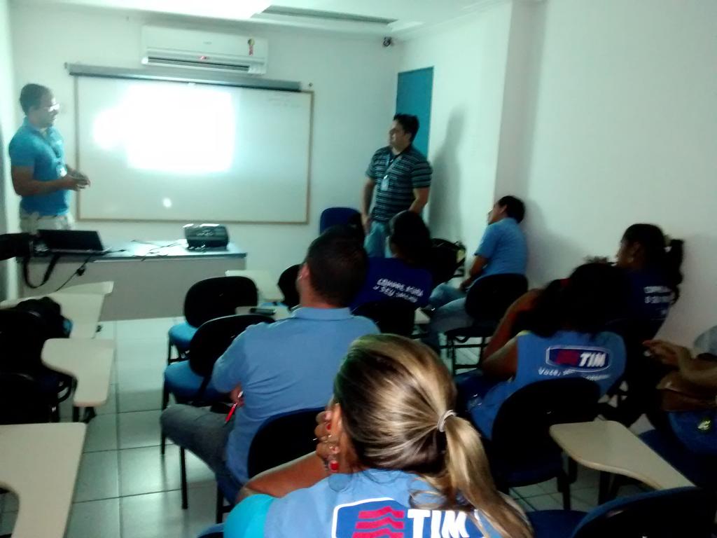Hugopmc's tweet photo. @abraaolf @viniciomga1 @SuassunaThiago, da CAPITAL ao SERTÃO equipe OUTPB estão plugados no #infinitywhatsapp #dnatim http://t.co/idgyKANndy
