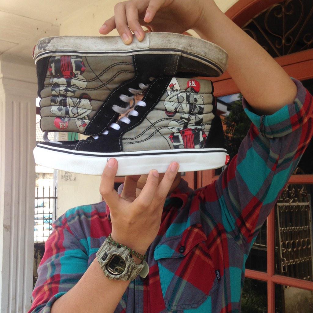 collage_store's tweet photo. siapa yang mau di unyellowing hayooo. http://t.co/IQgh829EoB