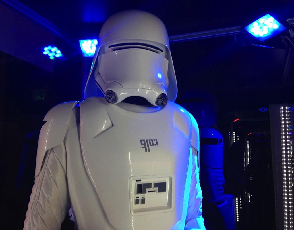 waywardnerd's tweet photo. Our @SW_Celebration coverage continues on Monday with a detailed look at The Force Awakens exhibit. #SWCA #SWCVII http://t.co/pqdYTEcESS