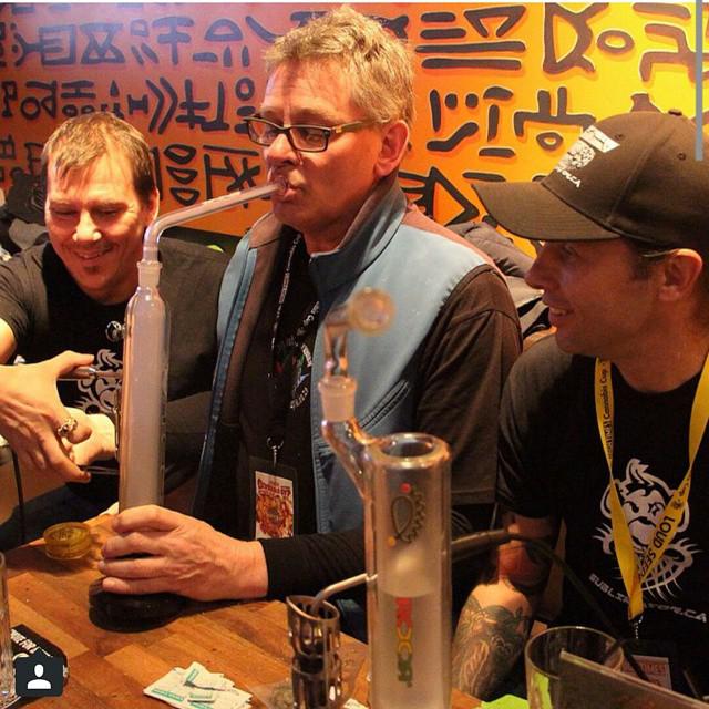 cigspy's tweet photo. Collab 2014 Roor Sublimator Best product  
#roor #bong #sublimator http://t.co/BHMylQbPQS
