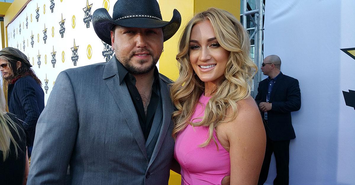 .<a href="/Jason_Aldean/">Jason Aldean</a> &amp; his new bride are quite the dashing duo! #ACMawards50 Presented by <a href="/Kohls/">Kohl's</a>