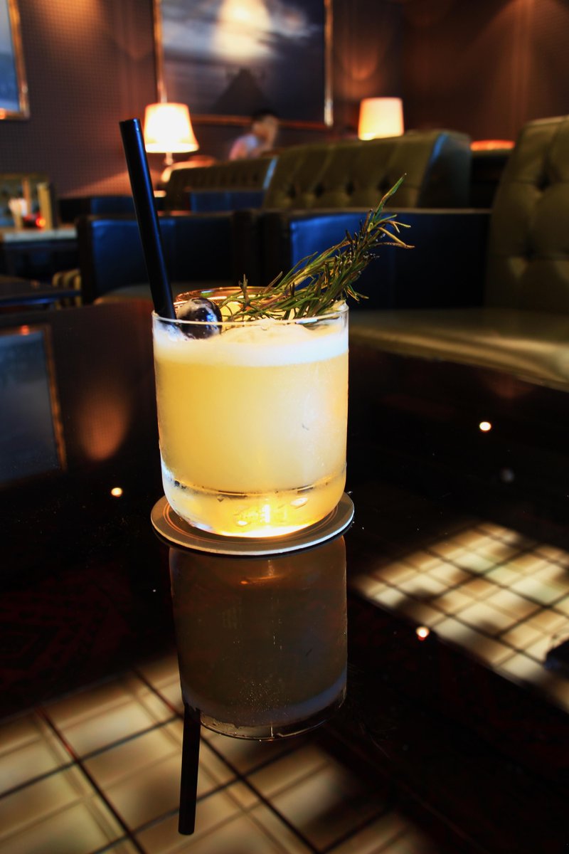 There are countless ways to spend an evening, from cocktail-sipping, to participating in a never-ending bar crawl.