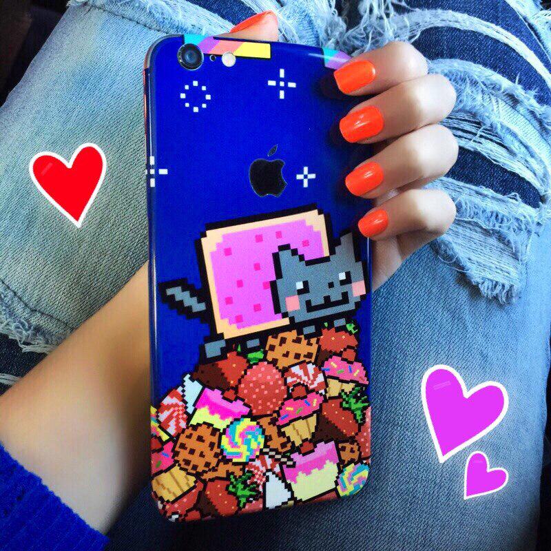 Моя самая любимая наклейка на телефон с nyan cat 😼💕 со @skinon_ru.  ©Саша Спилберг
‼ Скидка 20% по промокоду S20 ‼