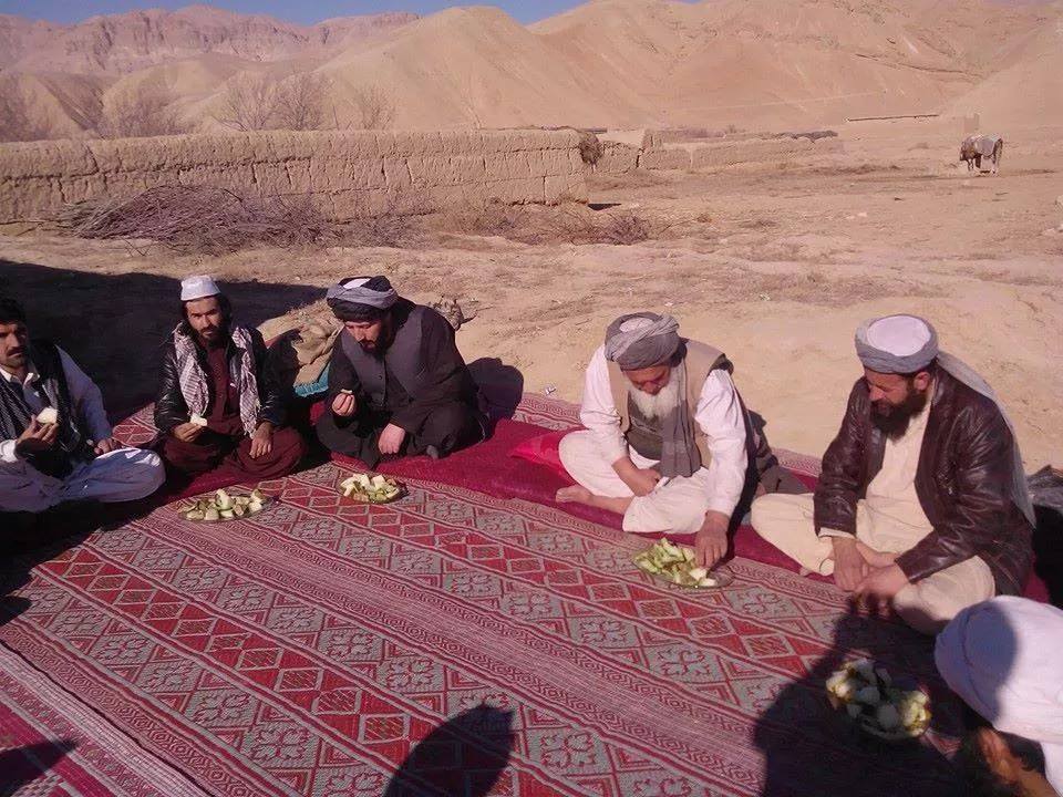 HashimiMohammad's tweet image. په سمنګان ولایت دحضرت سلطان ولسوالی دغزنیګک په علاقه کی  له قوم سره په یو مجلس کی