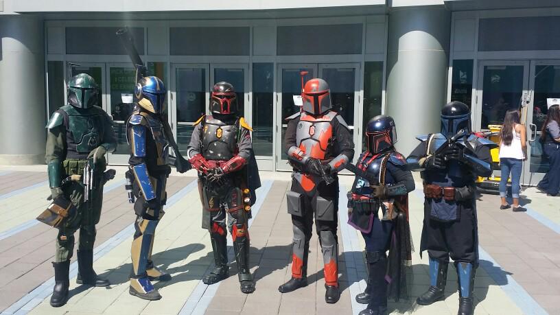 DoctorBirostris's tweet photo. So many great Mandalorians! #SWCA http://t.co/y2l6aOr0Qi