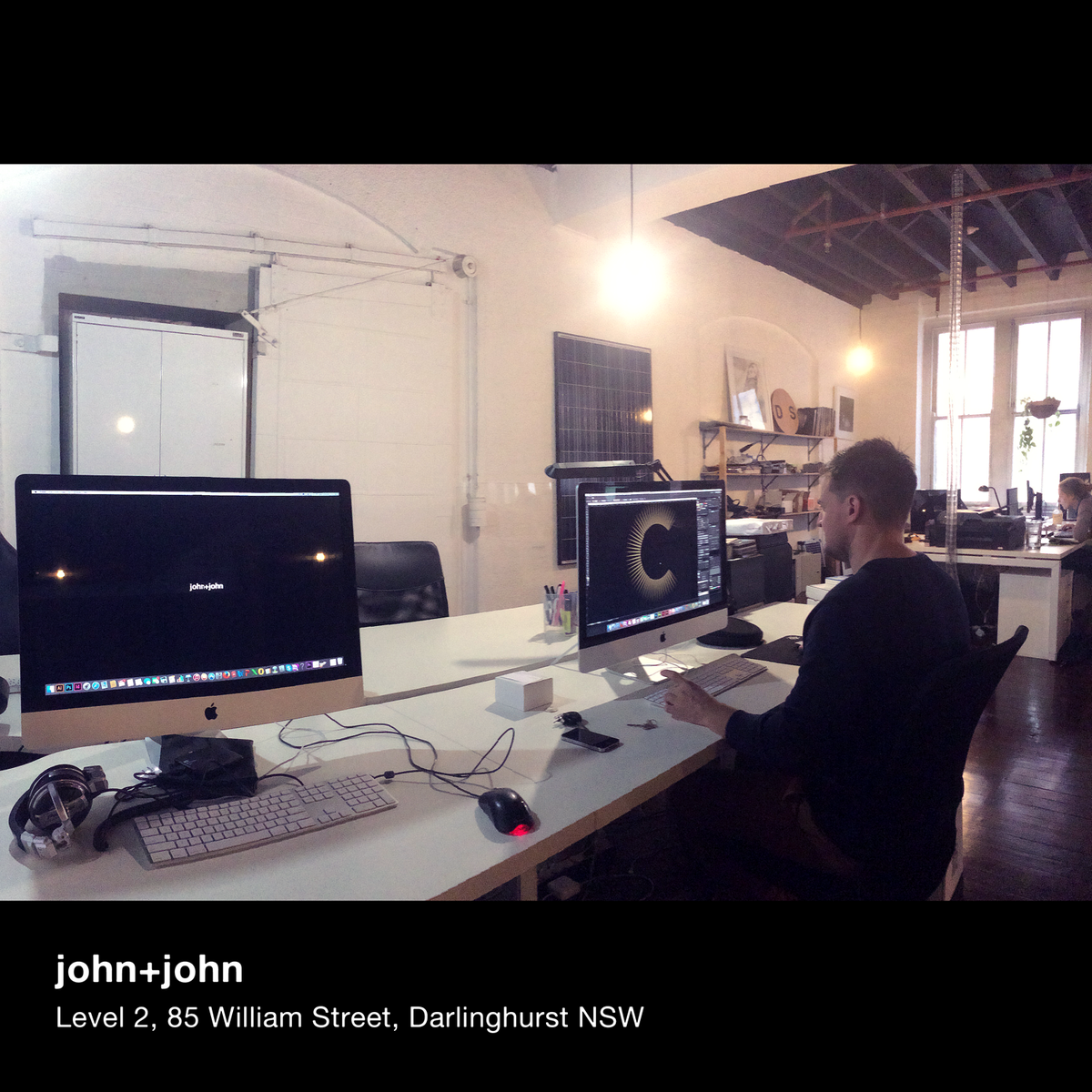 2JohnsTweeting's tweet photo. As much as we enjoyed working from home in trackies and the favourite holey jumper, it's great to have an office. http://t.co/GH5DWWNmig