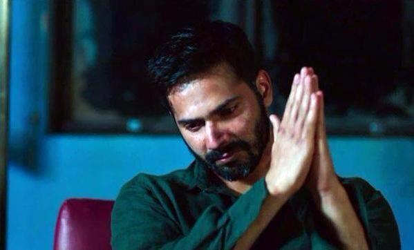 WeConfessYou's tweet photo. #Confession 

Ab ye kon he yar @RYAAN_KHAN_ 
Bhai maaf karo. Phadde se door raho 👊 http://t.co/GKutVP0PwM