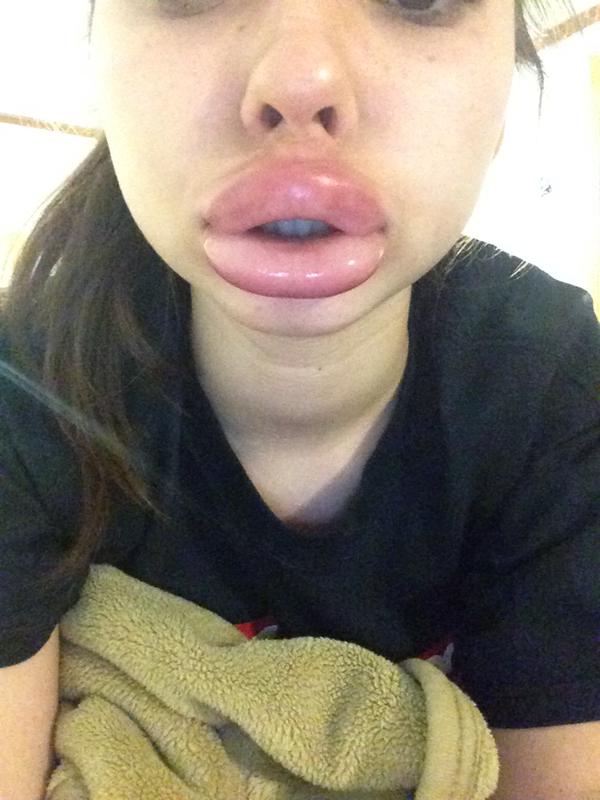 WhyYouAIwysLyin's tweet photo. LMFAOOOOO http://t.co/rEfL8wV2t4