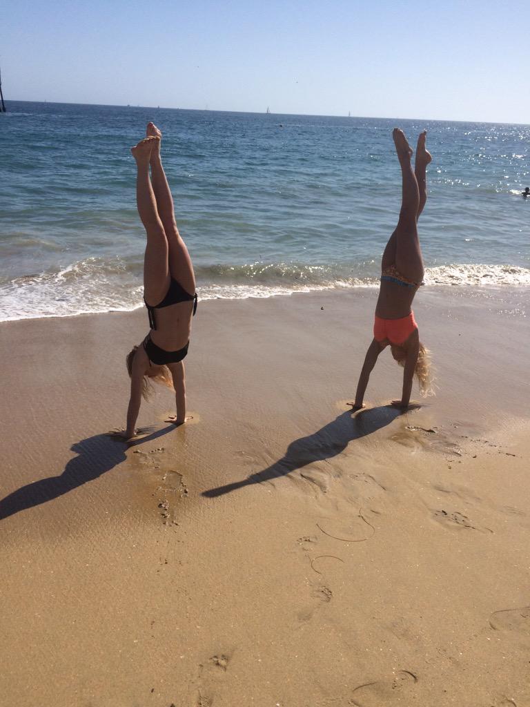 elizaparkin15's tweet photo. Cheers to the best week spent with my best friends โค๏ธ๐๐๐
#fatio http://t.co/PW0Ahgvvpk