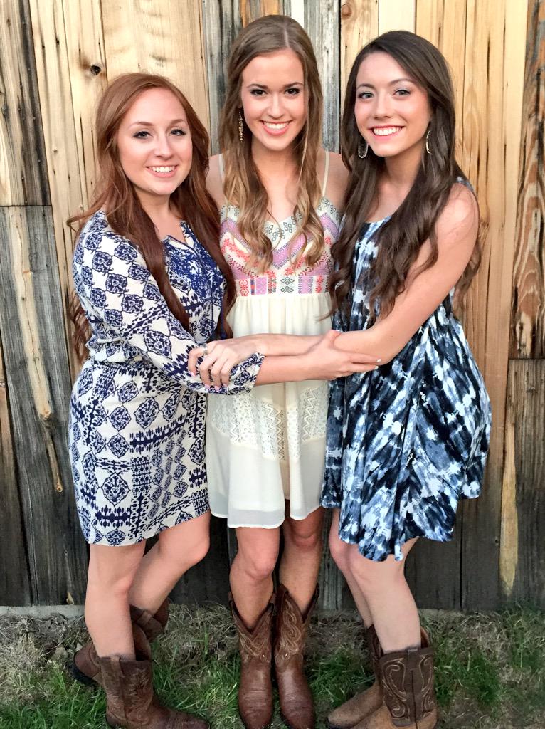 loved taking a trip to the wild wild west (frisco) with these people🐎