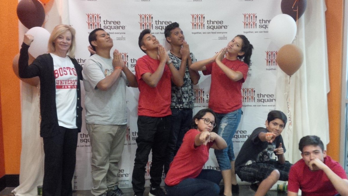 LIT_LV's tweet photo. Amazing time as Nevada's @BU_Tweets Global Days of Service partner at @threesquareLV #BUGDS15 #collegeaccess #vegas http://t.co/oMl1lv3ZTW