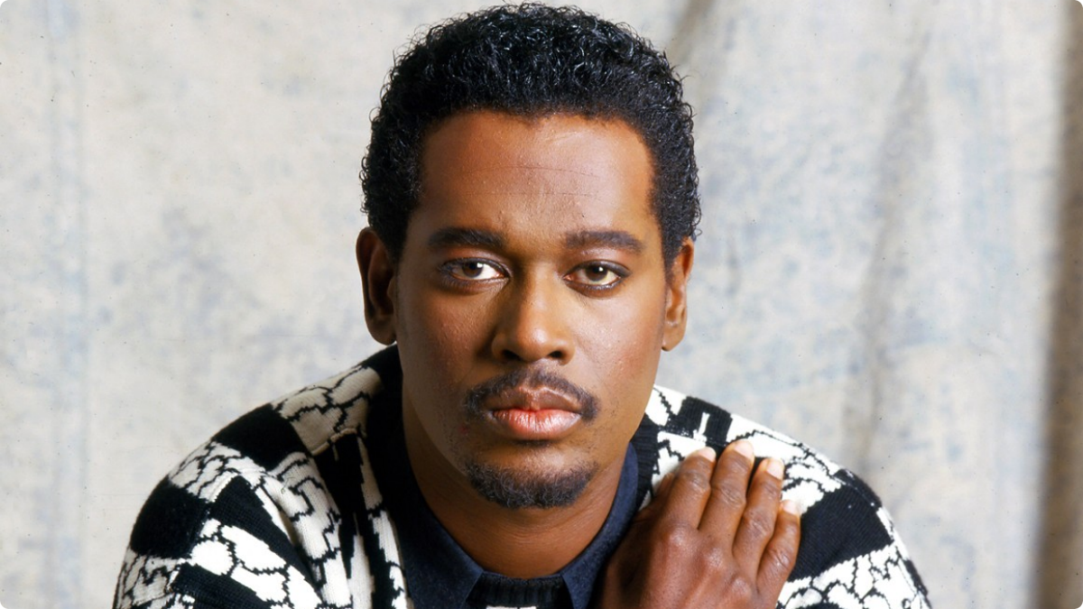 Happy Birthday to Luther Vandross, who would have turned 65 today! 