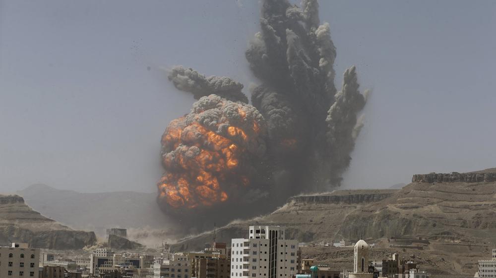 1 - Conflicto en Yemen - Página 9 CDB-2coUIAABDfE