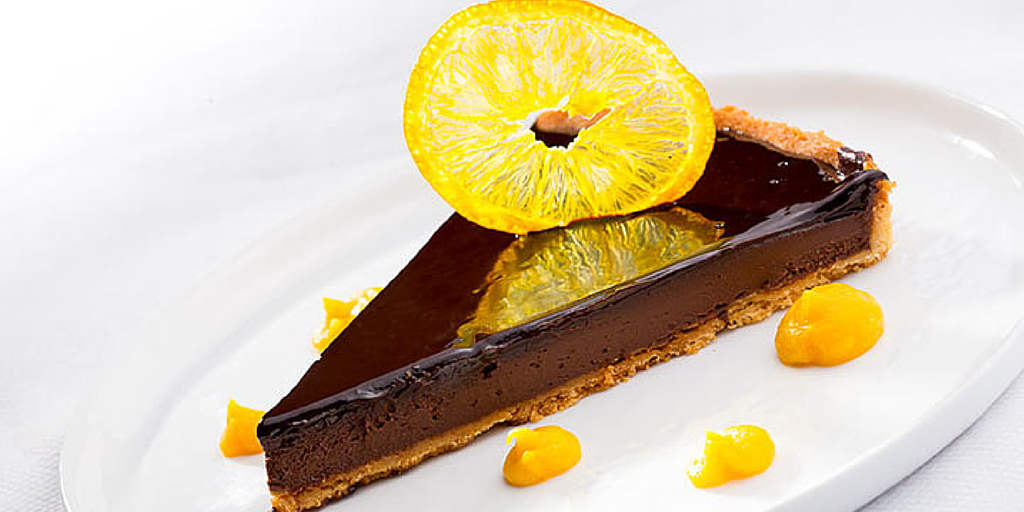 #Dessert : #tarte au #chocolat et sa #marmelade d’#orange par le #chef Numa Muller > bit.ly/1HfyN2k #recette