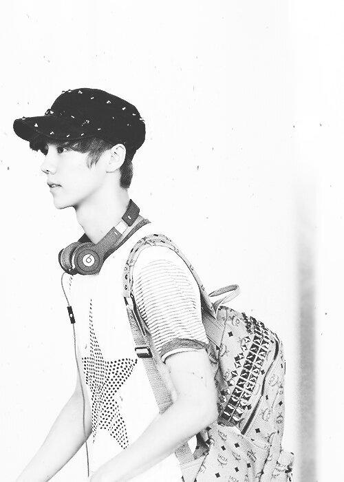 Happy Birthday Xi Lu Han
we miss you!;\"*     