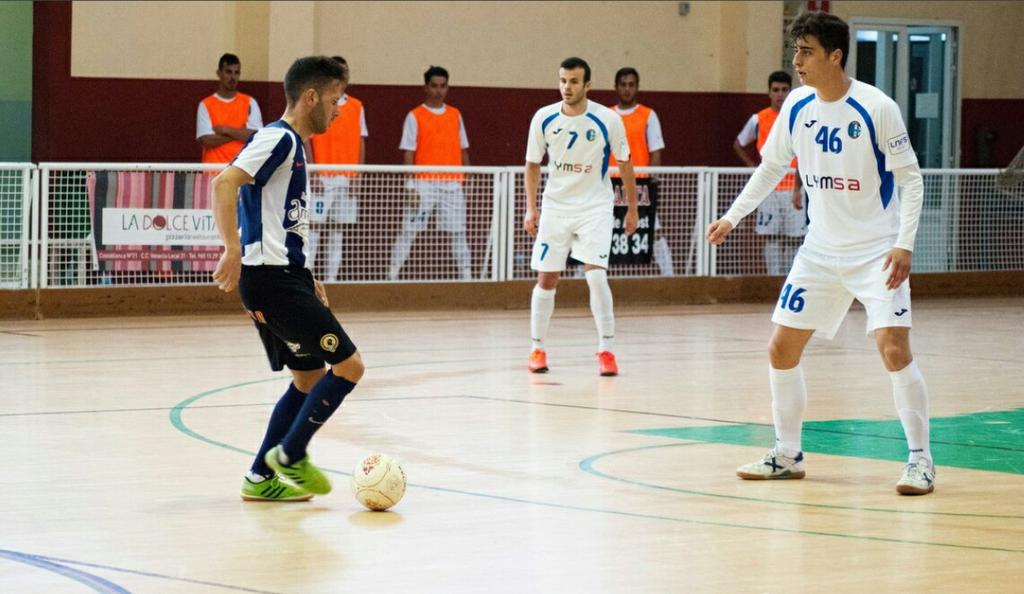 AdrianMb1992's tweet photo. Se acabó una temporada más en un gran club y con unos grandes compañeros, agradecer a todos por el trato recibido... http://t.co/DndI7yIf19