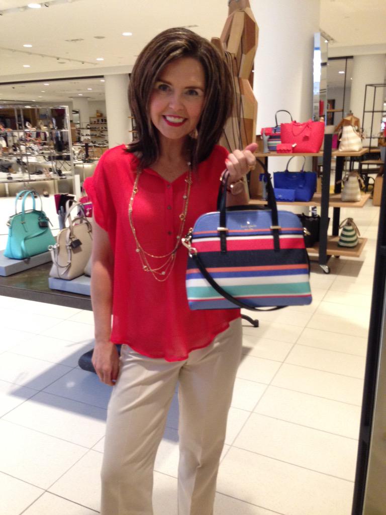 Outfit for the day. Pop of colour for spring in Ottawa. @CTVOttMornLive #ctvottmornlive