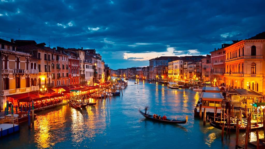 SickViews's tweet photo. Italy 🇮🇹❤️ http://t.co/xzTfVQKI7n