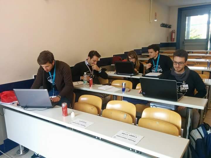 NasaExNap's tweet photo. Working hard on #NasaExpressDrone #NED @spaceapps @NASA #hackathon http://t.co/kMKBJvBbqX