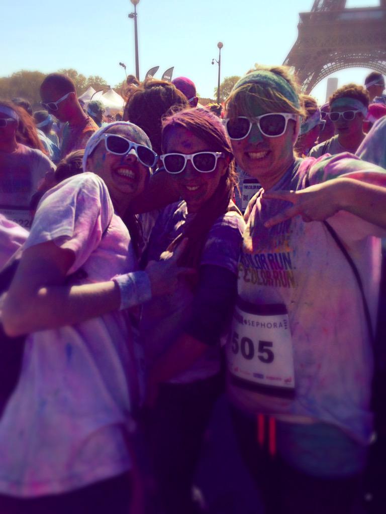 BIRDSEYEgency's tweet photo. La Birds Team s'est lancΓ©e! A votre tour mnt #ColorRunParis #event #sunrun2015 http://t.co/5rUvvsqxE1 http://t.co/EkEcRex2ei