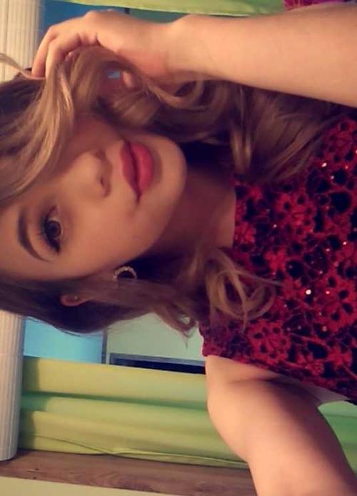 EmilyYariLopez's tweet photo. @imandrewjacobs @justinbieber @BrunoMars @KimKardashian @KylieJenner 
I'm Going To Be Big Like Yous One Day Watch 😘😍 http://t.co/RjYlQiOOPn