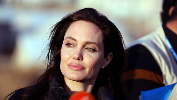 MAKERSwomen's tweet photo. Angelina Jolie's amazing new project for women: http://t.co/K2WKRq2ZU0 http://t.co/FJP7vXOs5u