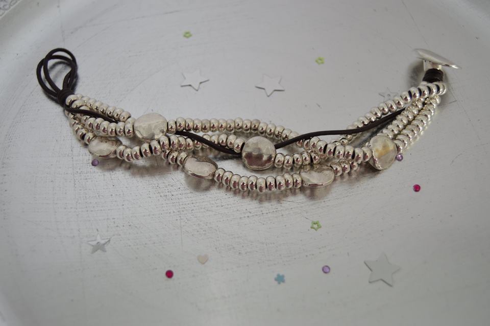 ComercioTDC's tweet photo. Las cositas de Kitibü ya tiene disponibles sus nuevas pulseras¿Te gustan?Consulta su precio en http://t.co/zDxFvZx3rB http://t.co/xrSR0tPhO1