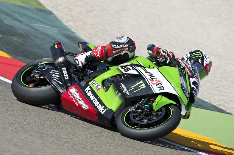KawasakiLovers's tweet photo. Mau gak Bro, coba mengendarai Ninja ZX10R yg membawa Tim Kawasaki meraih prestasi di ajang WSBK? http://t.co/C38Srm0XFb