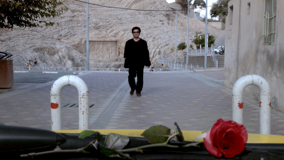 Préférez le taxi de Jafar Panahi aux bolides de Vin Diesel. #TaxiTéhéran, en salle : lebleudumiroir.fr/taxi-teheran/