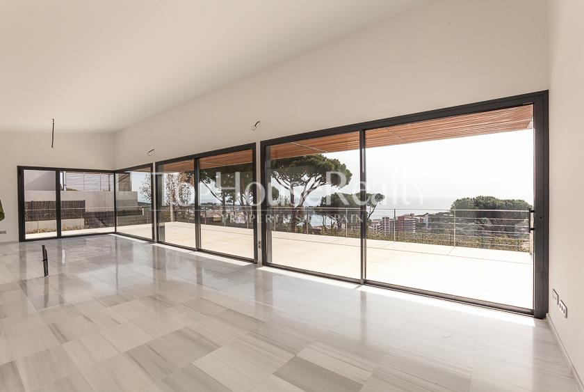 TopHouseRealty tweet picture