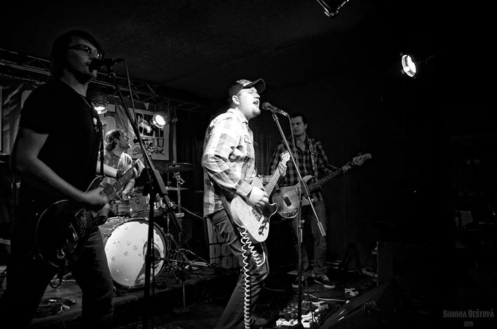 MyDogsBoneBand's tweet photo. Photoreport from #Jihlava #rock #rockclubjezek #thebeatsgoon #thejoyofsect #leonies #mydogsbone #BRISBANE http://t.co/DBNUzPGlWO