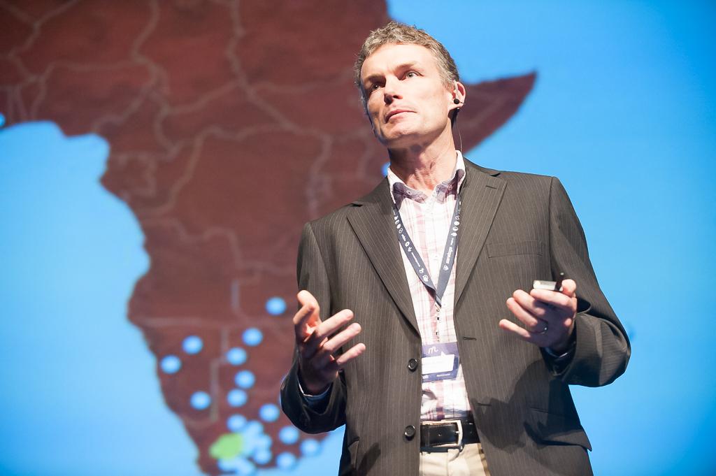 MammothBI's tweet photo. Watch @jasperhorrell talking on #bigdata #SquareKilometreArray. Exciting stuff for #SA!
http://t.co/W5LDNY3tjC http://t.co/qJ9fbEeQNh