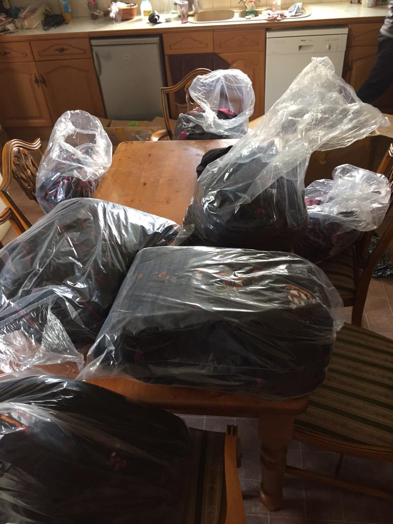 Warm up kit has arrived boys!!!! <a href="/Chambosean/">Sean Chamberlain</a> <a href="/BrendanYoung03/">Brendan Young</a> <a href="/reecebrant/">Reece Brant</a> @RunrushSports <a href="/brackers69/">Norman Brackley</a> <a href="/sammy_lad87/">Sam Richardson</a>