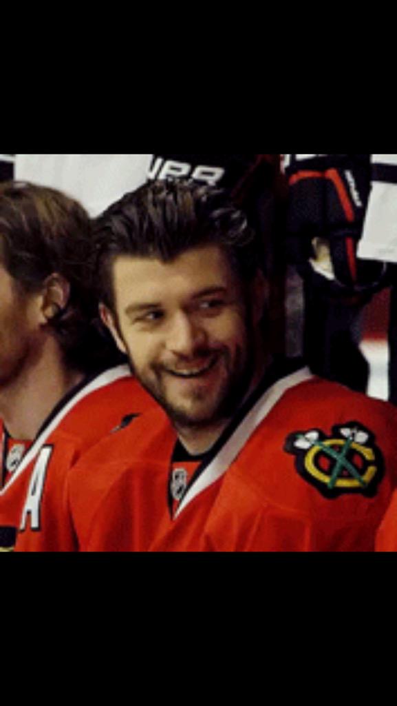 Happy Birthday Brent Seabrook! Nachos for everyone!! 