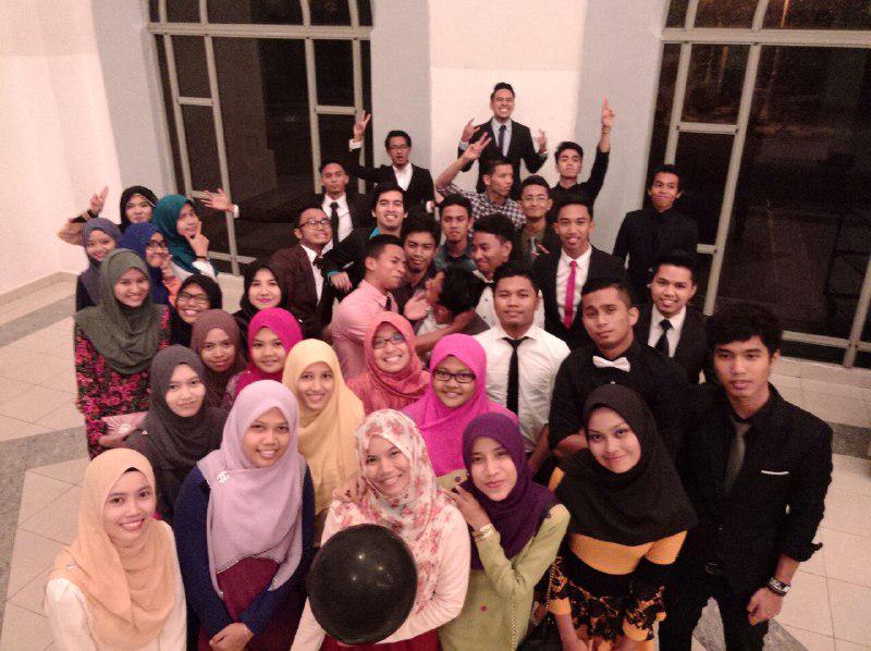 aainaa_namr's tweet photo. throwback #agdstuff 19/4 http://t.co/4gbkNJYun8