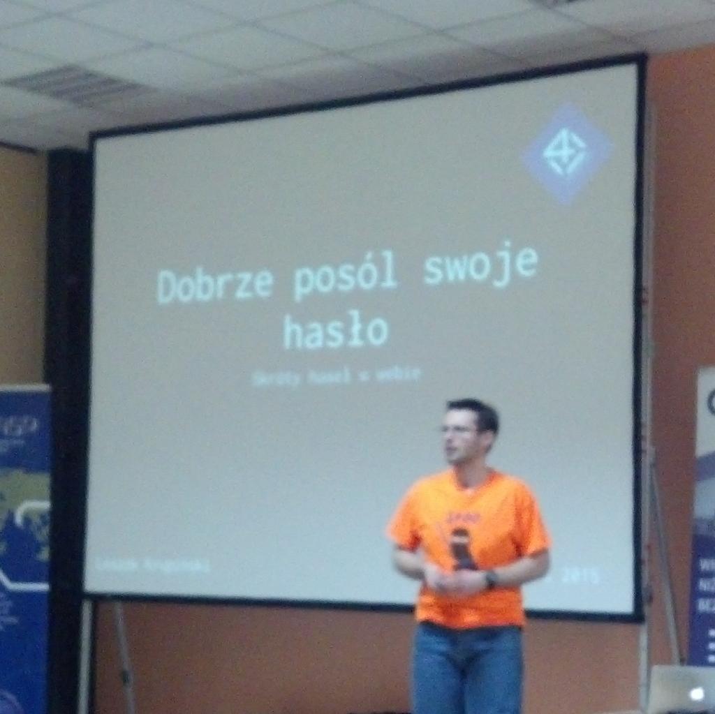 sosweetapps's tweet photo. @leafnode at #4developers #conference http://t.co/giQ60LVDSb
