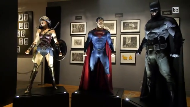 "<a href="/ZackSnyderBible/">The Zack Snyder Bible</a>: The Trinity of #BatmanvSuperman in Statue Form at the WB Tour Exhibit. "#wonderwoman