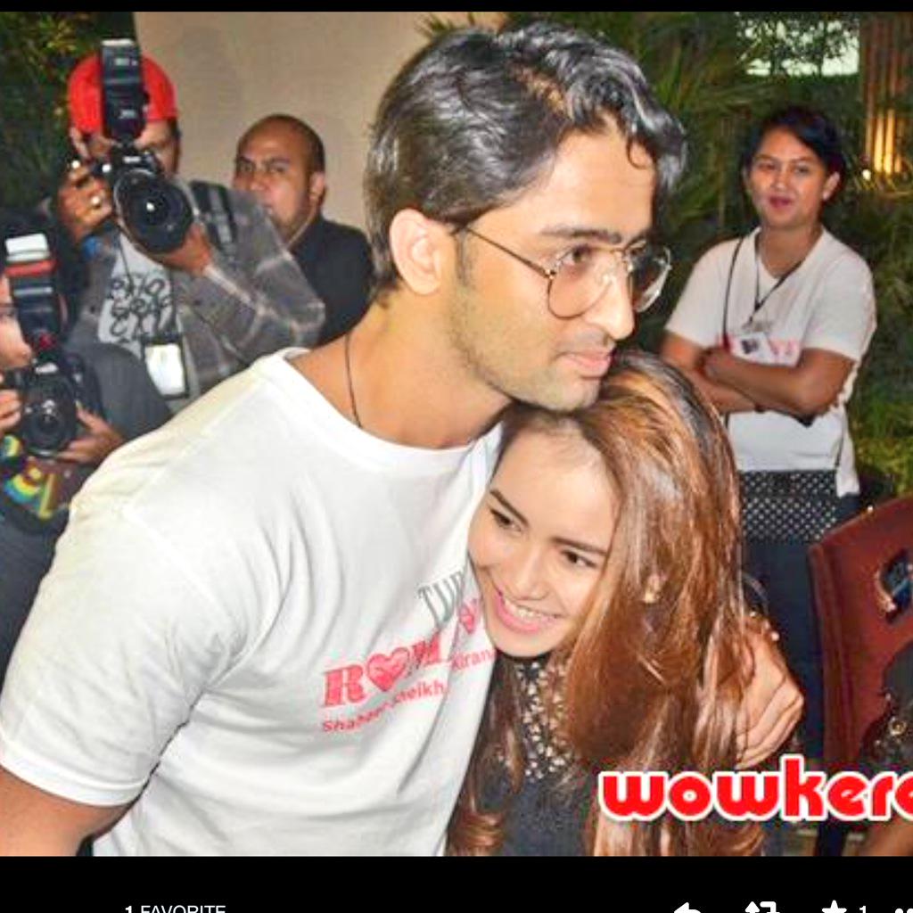 Risky Wulan Sari KikyWulan09 Twitter