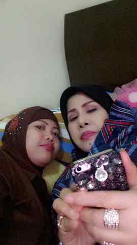 Tidur jd ga nyenyak krn biasa tidur sm umi Elvy, kaangeeeennn Umi...