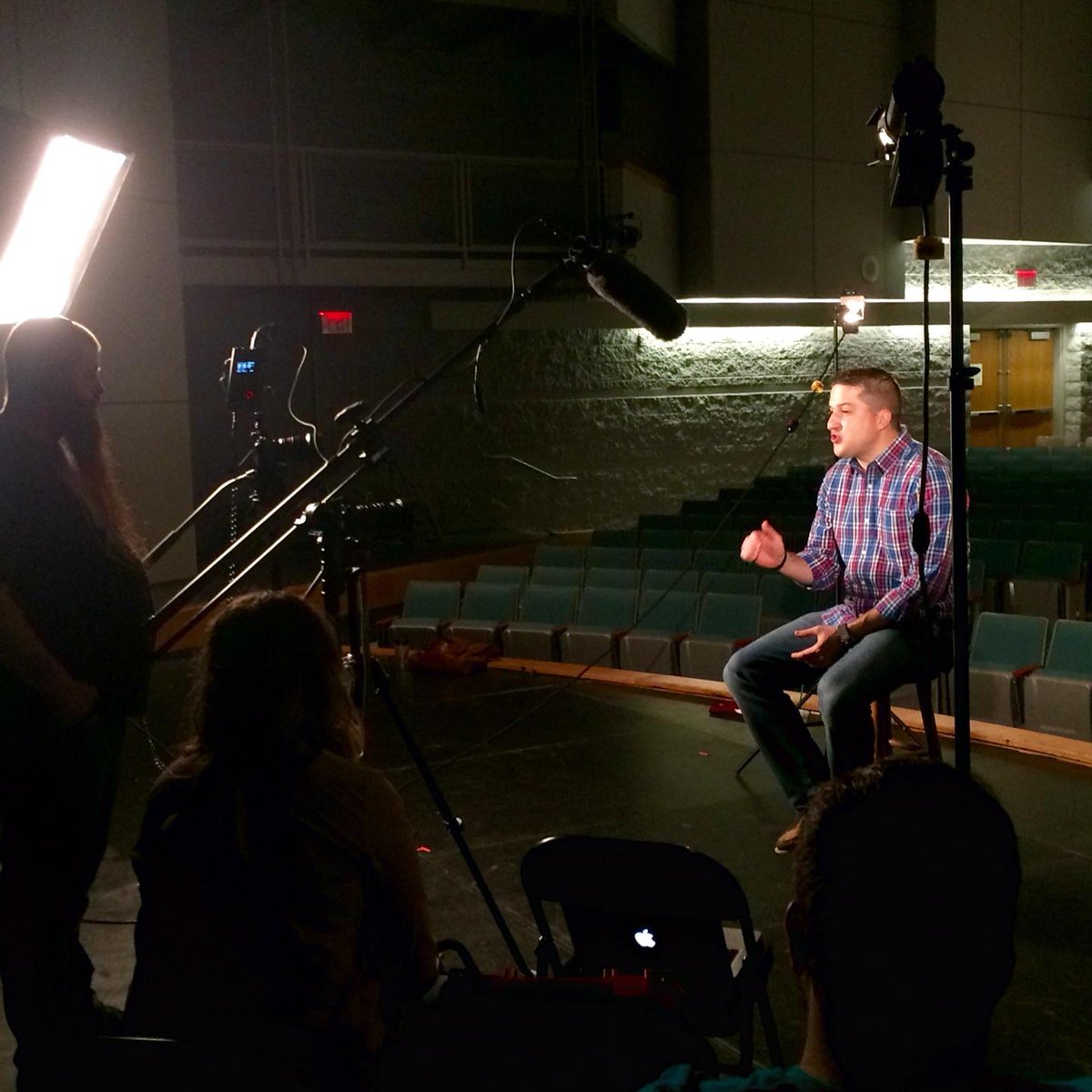 RyanStigile's tweet photo. Love seeing @colinger23 casting vision to the Akron area for the coming @NewPointeChurch campus! #HelloAkron http://t.co/nMEXbQ8FGS