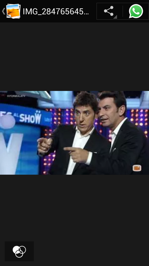fatrusky's tweet photo. @JeniJr84 @toribio_maria @arturovalls4 @arturoymanel @Siles_Maite @GemagbgioGema @Carmen_MF_AV @CfManel #AVMF love:-) http://t.co/Ck47DQ92Fb