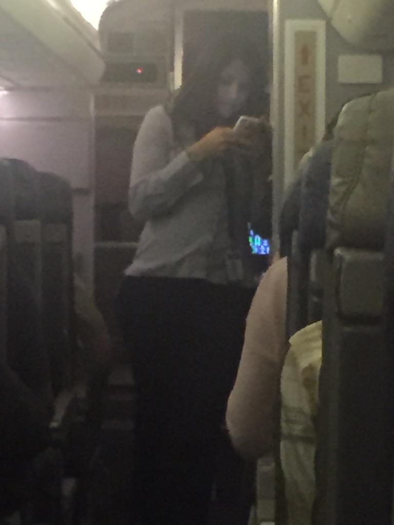 TopherLodge's tweet photo. The unprofessionalism, neglect, lack of service and terrible service is insubordination at its finest definition. http://t.co/G68PFLkkuP