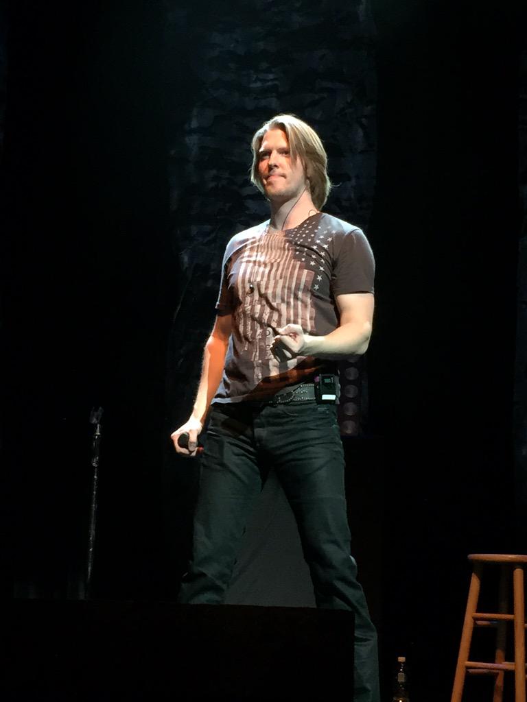 EDennison's tweet image. @FoustBrow #springtourtour #AdamSolo